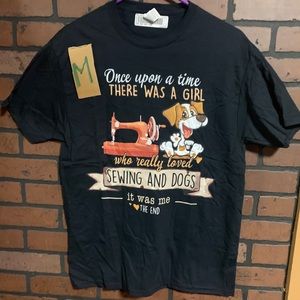 Graphic tees size mediums